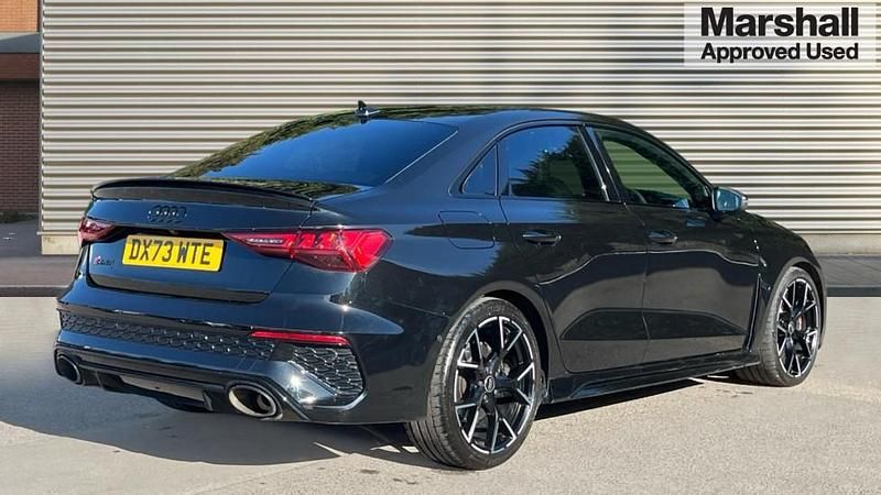 Usado Audi RS3 Comfort 400 HP (294 kW) 2024 Preto Sedan