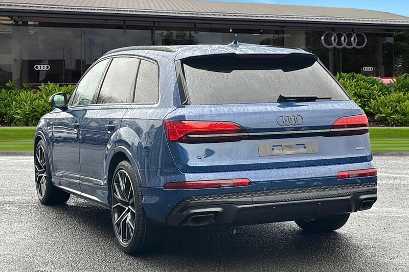 New Audi Q7 Black Edition 2026 Blue SUV