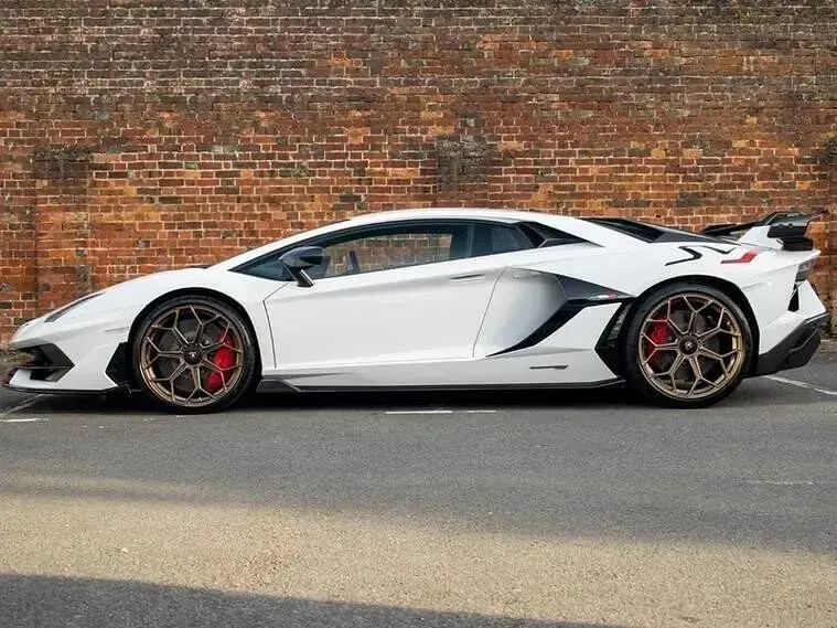 Used Lamborghini Aventador 2019 White Coupe