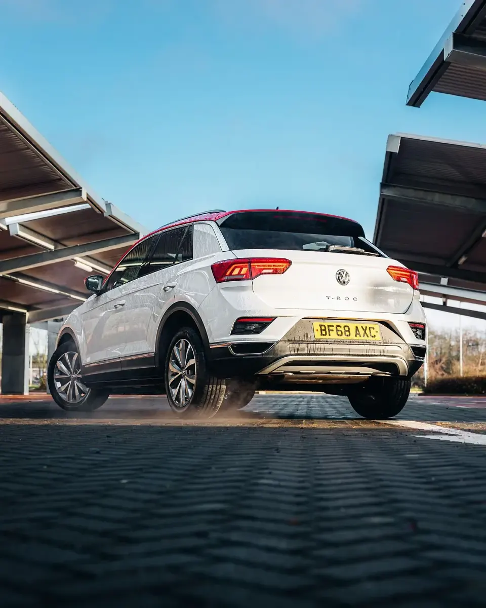 Used VW T-Roc Design 115 HP (84 kW) 2018 White SUV