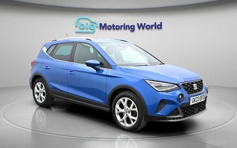 Used Seat Arona FR 110 HP (80 kW) 2023 Blue SUV