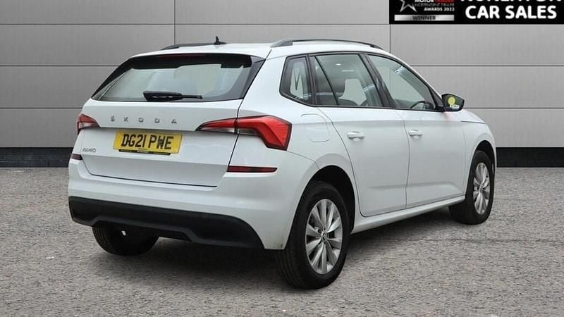 Used Skoda Kamiq 95 HP (69 kW) 2021 White SUV