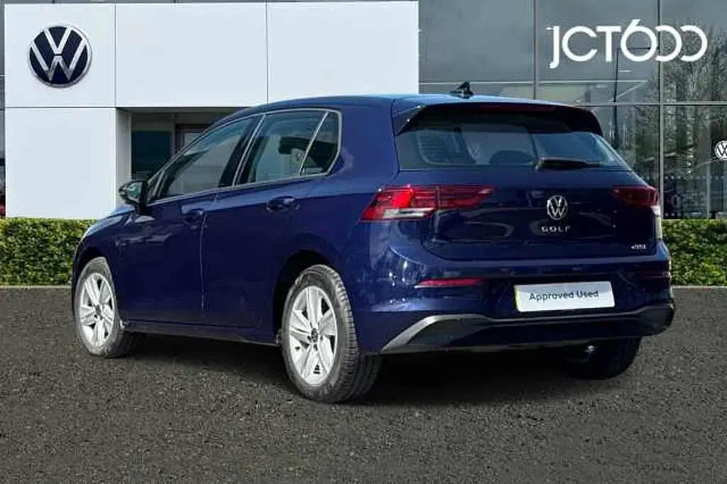 Used VW Golf VIII 110 HP (80 kW) 2022