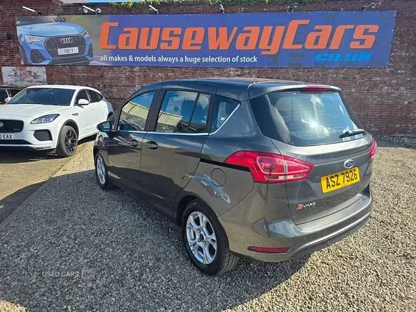 Second-hand Ford B-MAX Zetec 105 CP (77 kW) 2016 Gri Monovolum