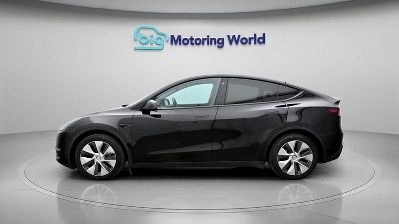 Used Tesla Model Y Long Range AWD 378 kW (514 HP) 2022 Black SUV
