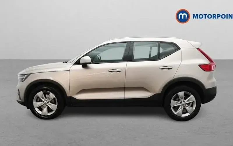 Usado Volvo XC40 Core 163 HP (119 kW) 2026 SUV