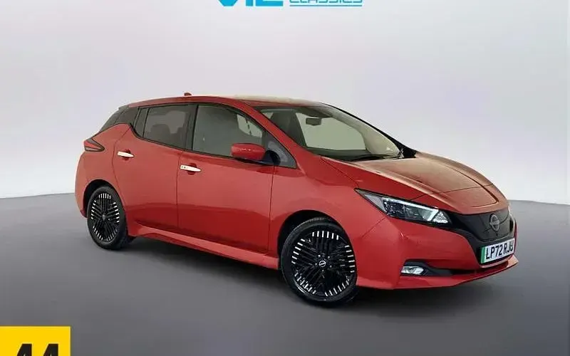 Used Nissan Leaf N-Connecta 110 kW (150 HP) 2025 Hatchback