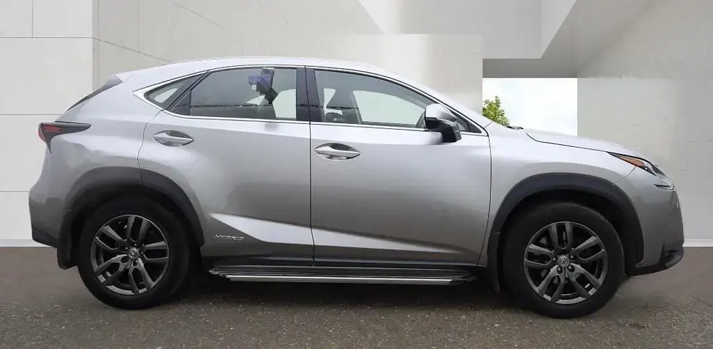 Used Lexus NX300h 2016 Silver SUV