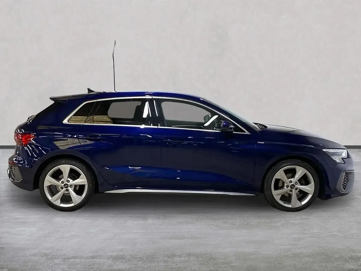 Used Audi A3 Sportback S-Line 110 HP (80 kW) 2023 Blue Hatchback