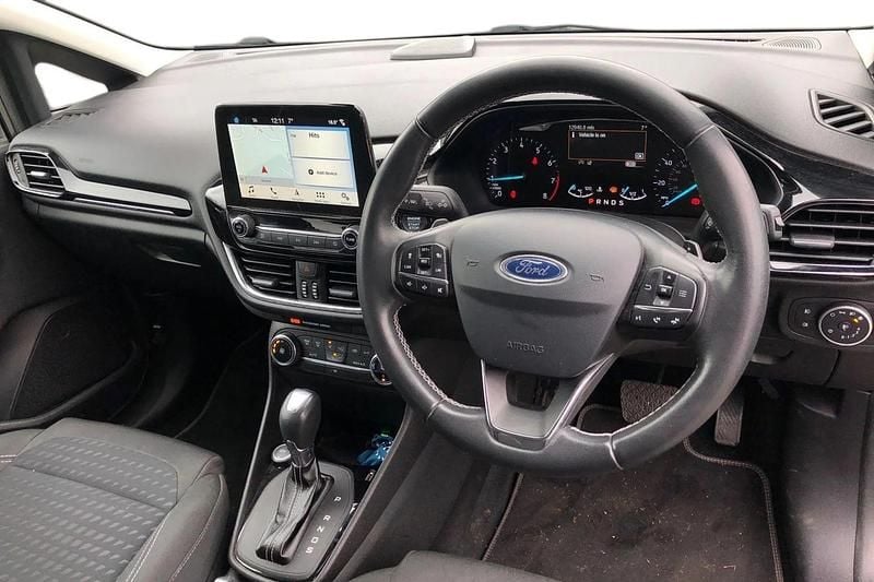 Used Ford Fiesta Titanium 100 HP (73 kW) 2018 Grey Hatchback