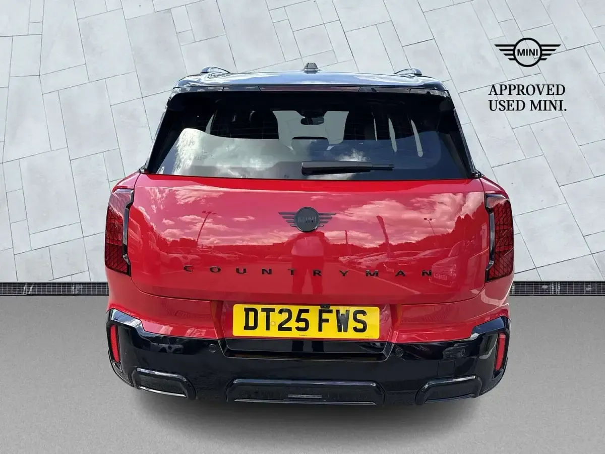 Used Mini Countryman Sport 170 HP (125 kW) 2025 Red SUV