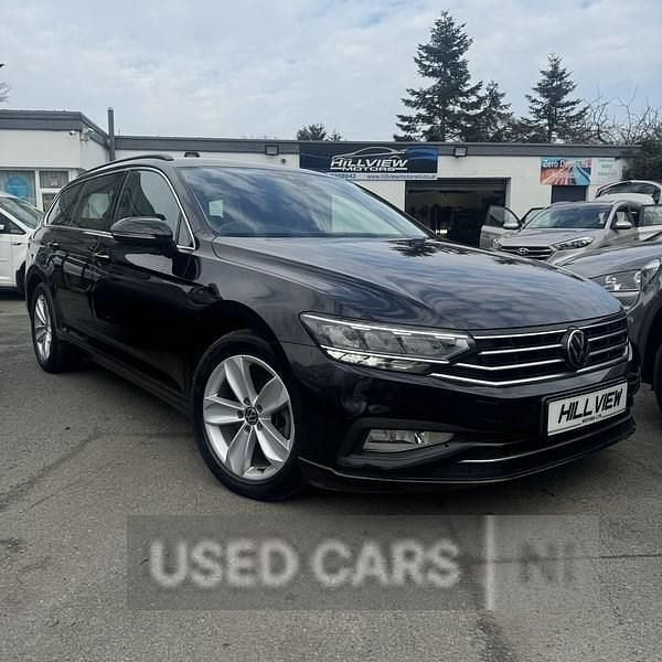 Used VW Passat SE 150 HP (110 kW) 2021 Black Estate
