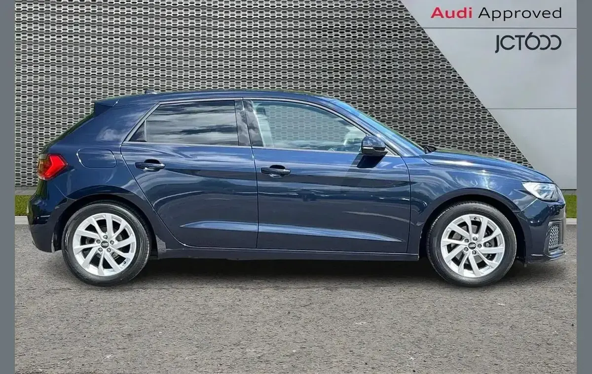 Used Audi A1 Sport 113 HP (83 kW) 2020 Blue SUV