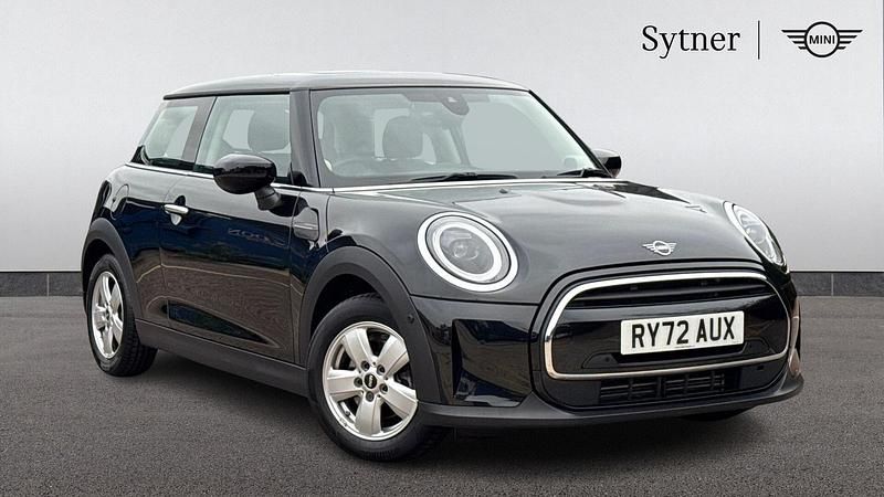 Black Used 2022 Mini Cooper Classic Hatchback | £19,500 (Good price) - Image 1/4