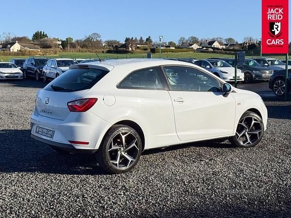 Used Seat Ibiza SE Technology 2016 White Hatchback