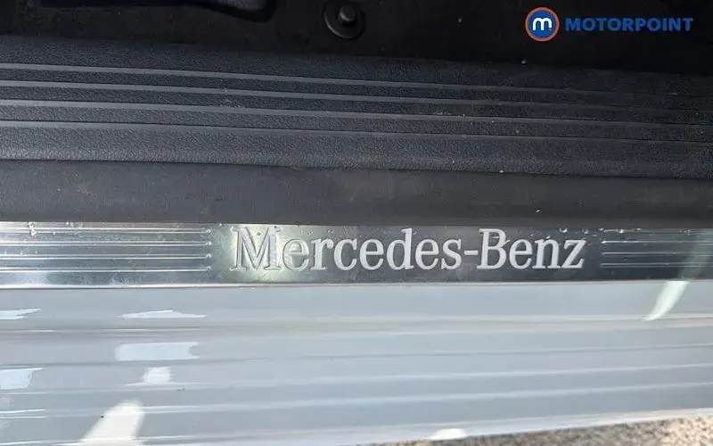 Used Mercedes A200 AMG line 163 HP (119 kW) 2023 White Hatchback