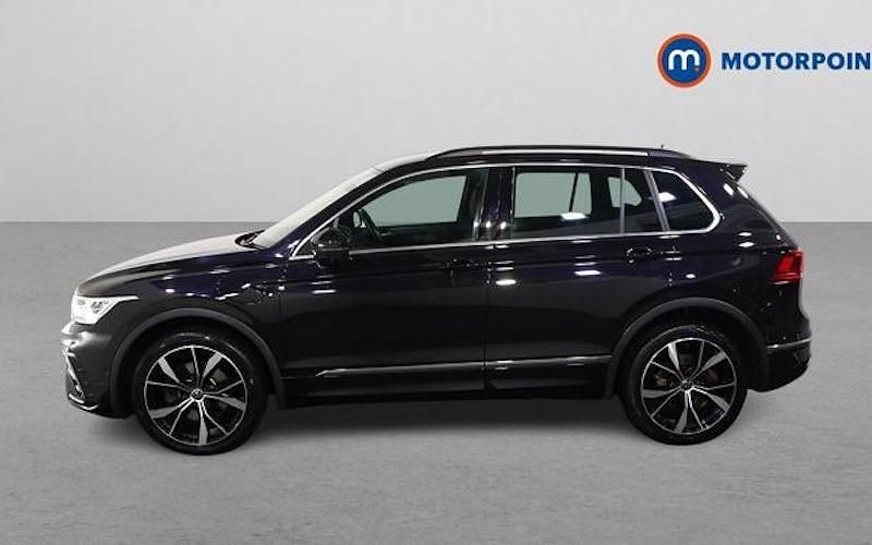 Used VW Tiguan R-line 245 HP (180 kW) 2023 Black SUV