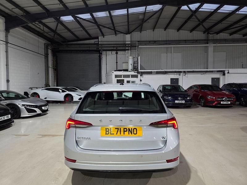 Used Skoda Octavia SE Technology 204 HP (150 kW) 2022 Silver Estate