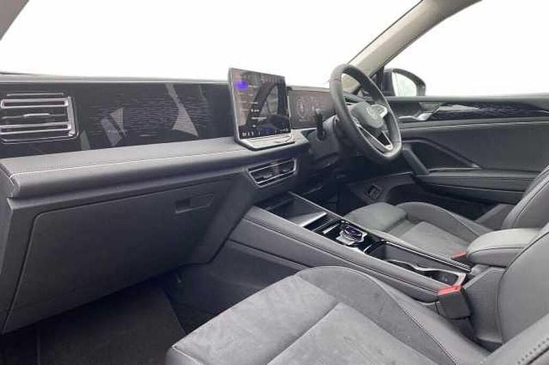 Used VW Tiguan Elegance 204 HP (150 kW) 2025 Grenadilla black SUV