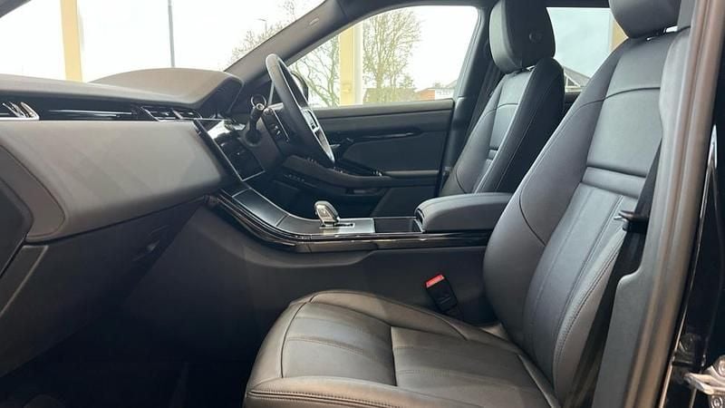 Gebraucht Land Rover Range Rover evoque SE Dynamic 204 PS (150 kW) 2025 Schwarz Kleinwagen
