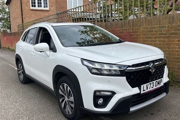 White Used 2023 Suzuki SX4 S-Cross SUV | £20,895 (Expensive) - Image 1/1