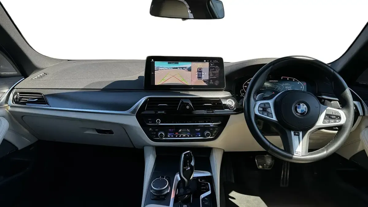 Used BMW M550 Comfort Edition 523 HP (384 kW) 2020 Grey Sedan