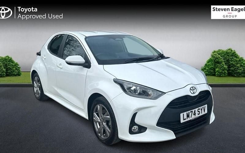 Second-hand Toyota Yaris Hybrid 116 CP (85 kW) 2026 Hatchback