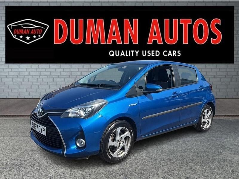 Used Toyota Yaris Hybrid Active 2018 Blue Hatchback