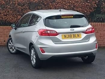 Used Ford Fiesta Zetec 85 HP (62 kW) 2018 Silver Hatchback