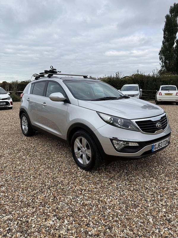 Silver Used 2013 Kia Sportage 2 SUV | £3,995 (Fair price) - Image 1/4