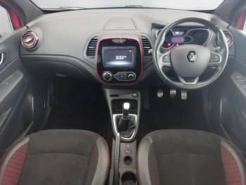 Usado Renault Captur Version S 130 HP (95 kW) 2019 Vermelho SUV