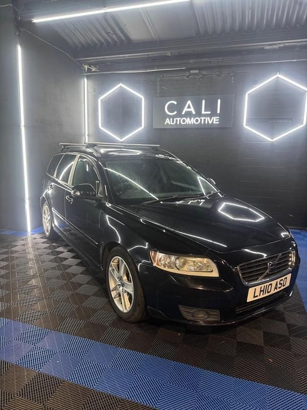 Black Used 2010 Volvo V50 SE Estate | £2,495 - Image 1/4