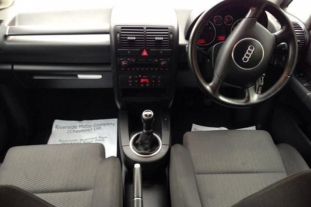 Usado Audi A2 110 HP (80 kW) 2002 Citadino