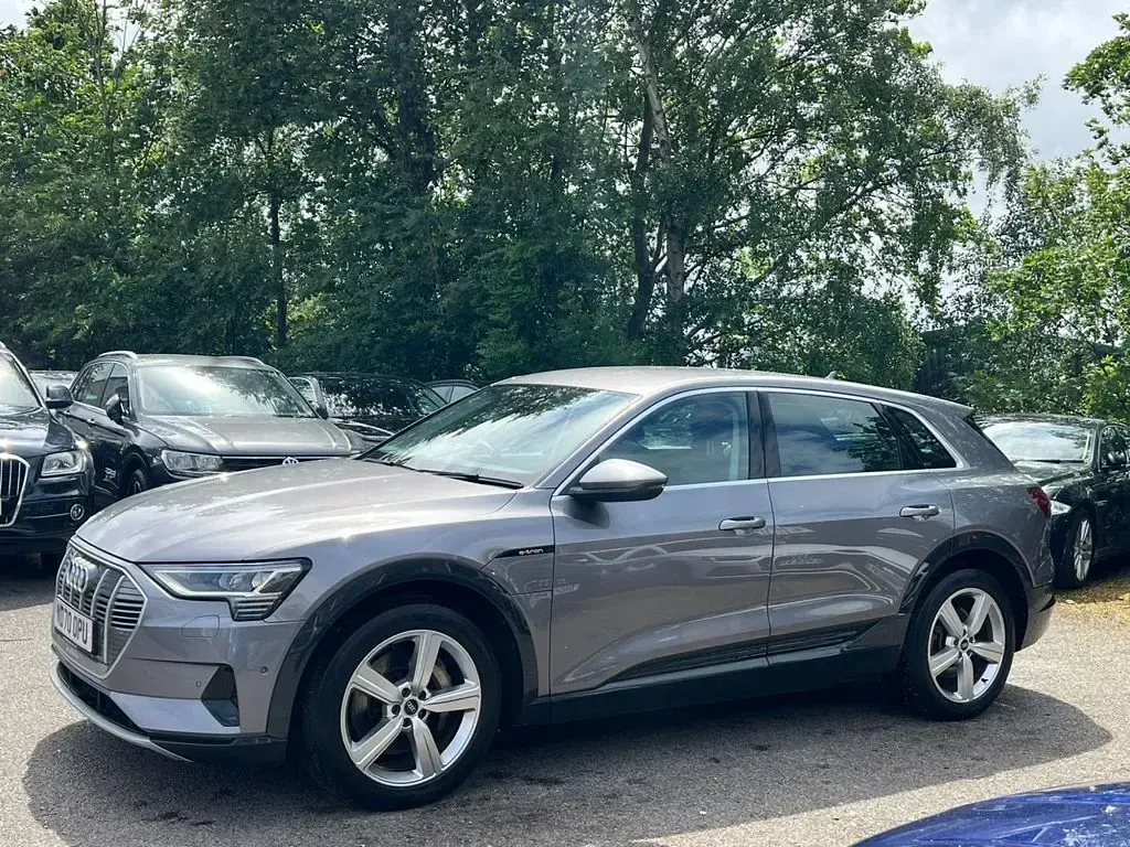 Used Audi e-tron Advanced 230 kW (313 HP) 2020 Grey SUV