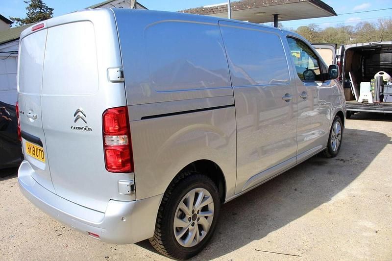 Used Citroën Dispatch 2019 Silver MPV