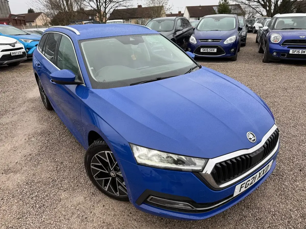 Używany Skoda Octavia SE L 116 KM (85 kW) 2021 Niebieski Kombi