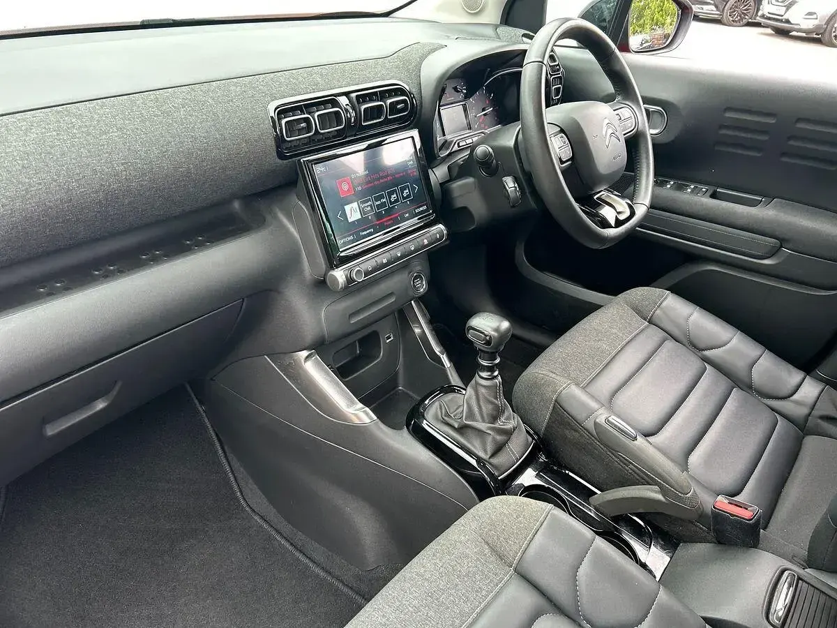 Used Citroën C3 Aircross PureTech 110 HP (80 kW) 2022 Red SUV