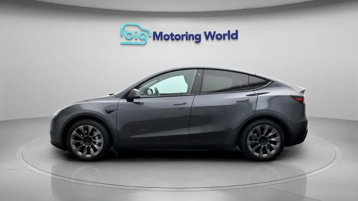 Used Tesla Model Y RWD 254 kW (346 HP) 2023 Grey SUV