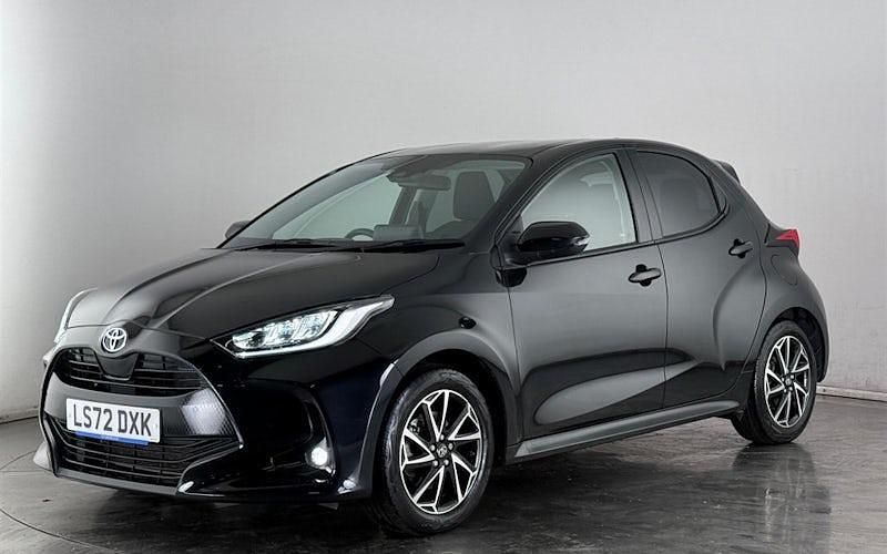 Used Toyota Yaris Hybrid Design 116 HP (85 kW) 2026 Hatchback