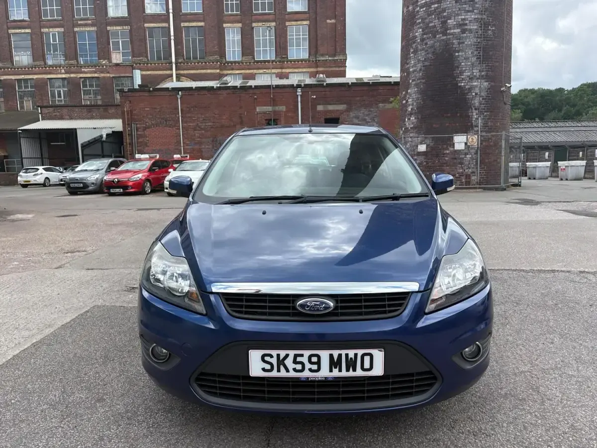 Used Ford Focus Zetec 99 HP (72 kW) 2009 Blue Hatchback