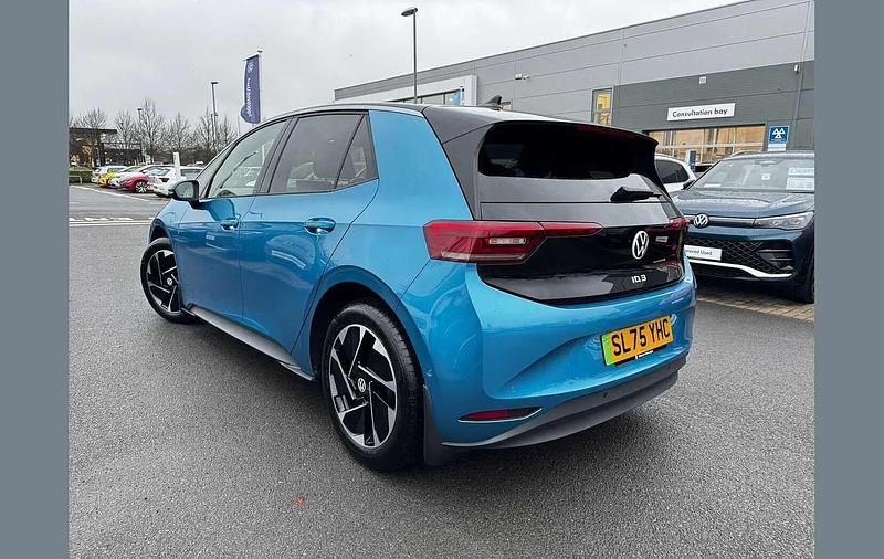 Used VW ID.3 Pro 150 kW (204 HP) 2025 Blue Hatchback