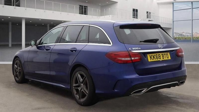 Used Mercedes C300 AMG line 245 HP (180 kW) 2019 Blue Estate