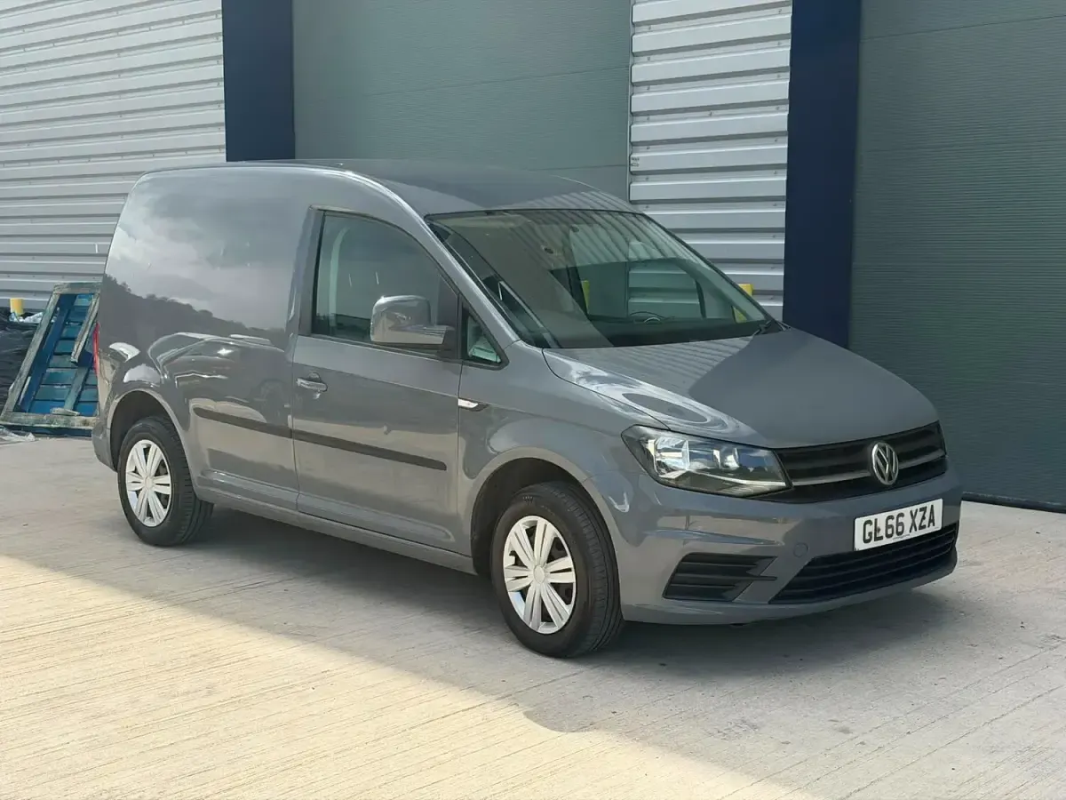 Used VW Caddy Trendline 102 HP (75 kW) 2016 Grey MPV
