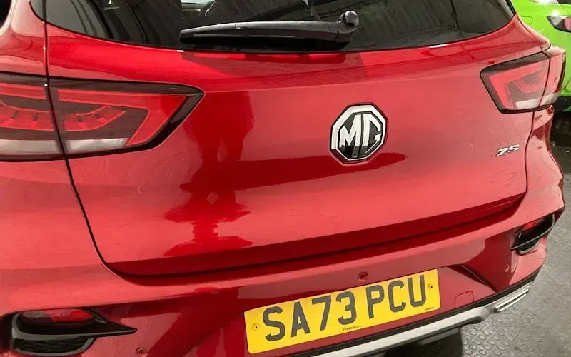 Used MG ZS Exclusive 111 HP (81 kW) 2023 Red SUV