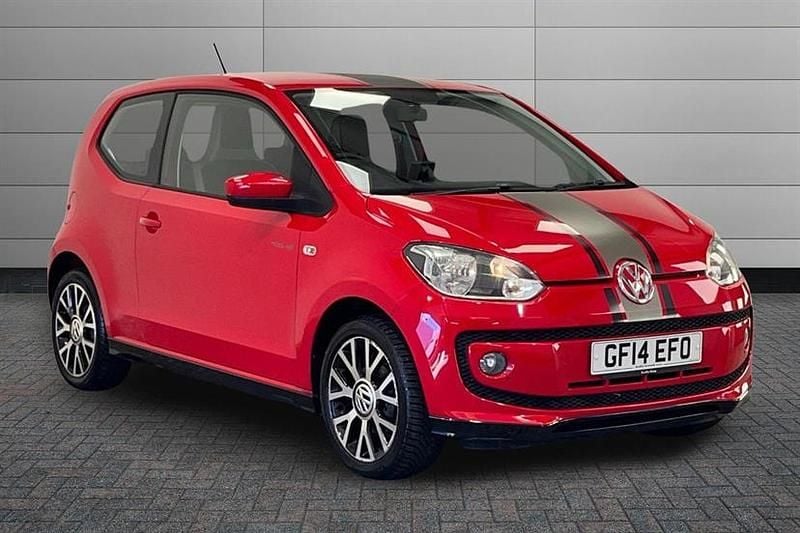 Used VW up! 75 HP (55 kW) 2014 Red Hatchback