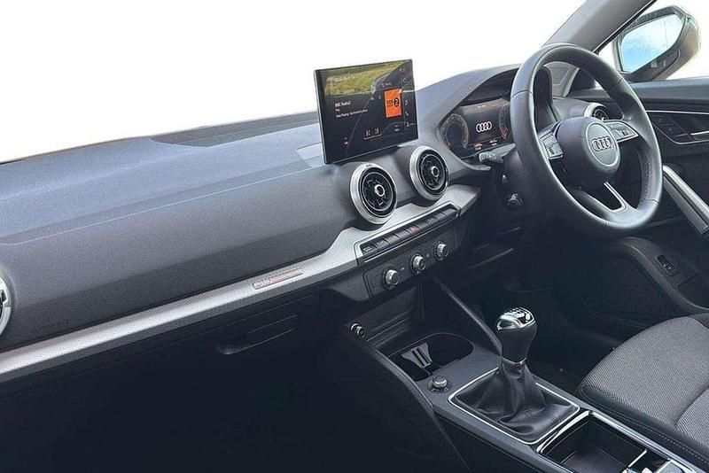 Used Audi Q2 Sport 147 HP (108 kW) 2024 Black SUV