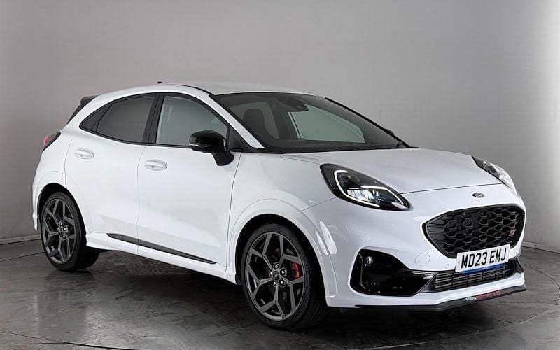 White Used 2023 Ford Puma ST Hatchback | £20,600 (Good price) - Image 1/3