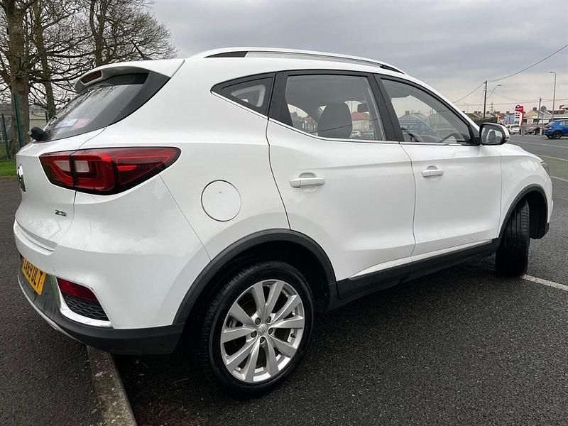 Used MG ZS Excite 106 HP (77 kW) 2019 White SUV