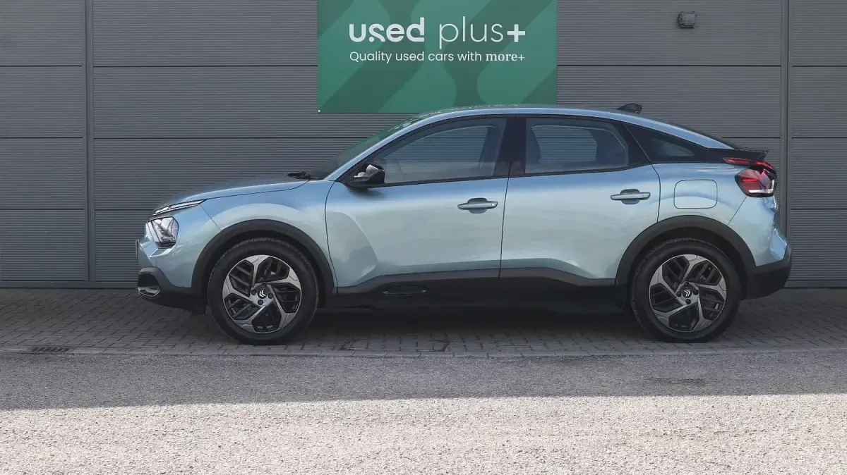 Used Citroën C4 PureTech 2023 Blue SUV