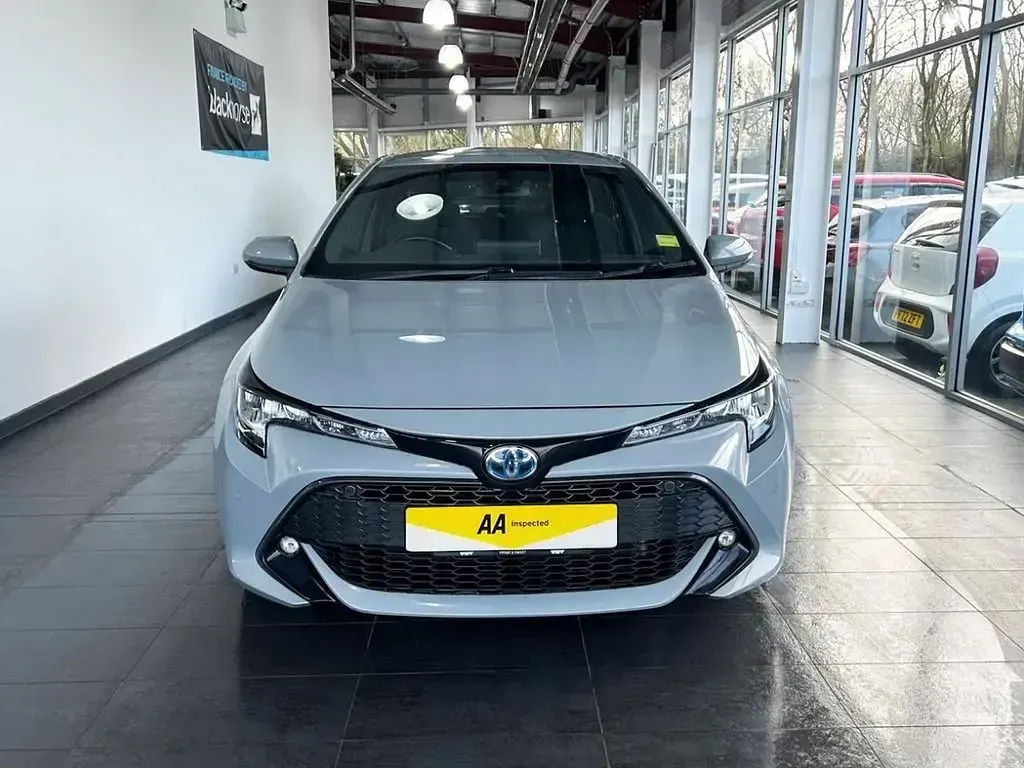 Second-hand Toyota Corolla 122 CP (89 kW) 2021 Gri Hatchback